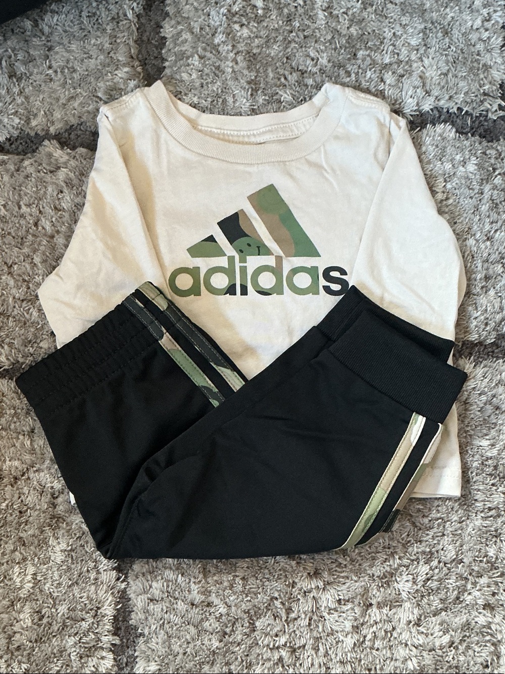 adidas Baby Athletic Matching Set Size 3M